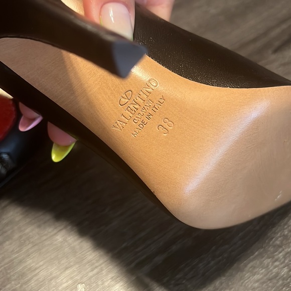 Valentino Garavani heels - Picture 3 of 6